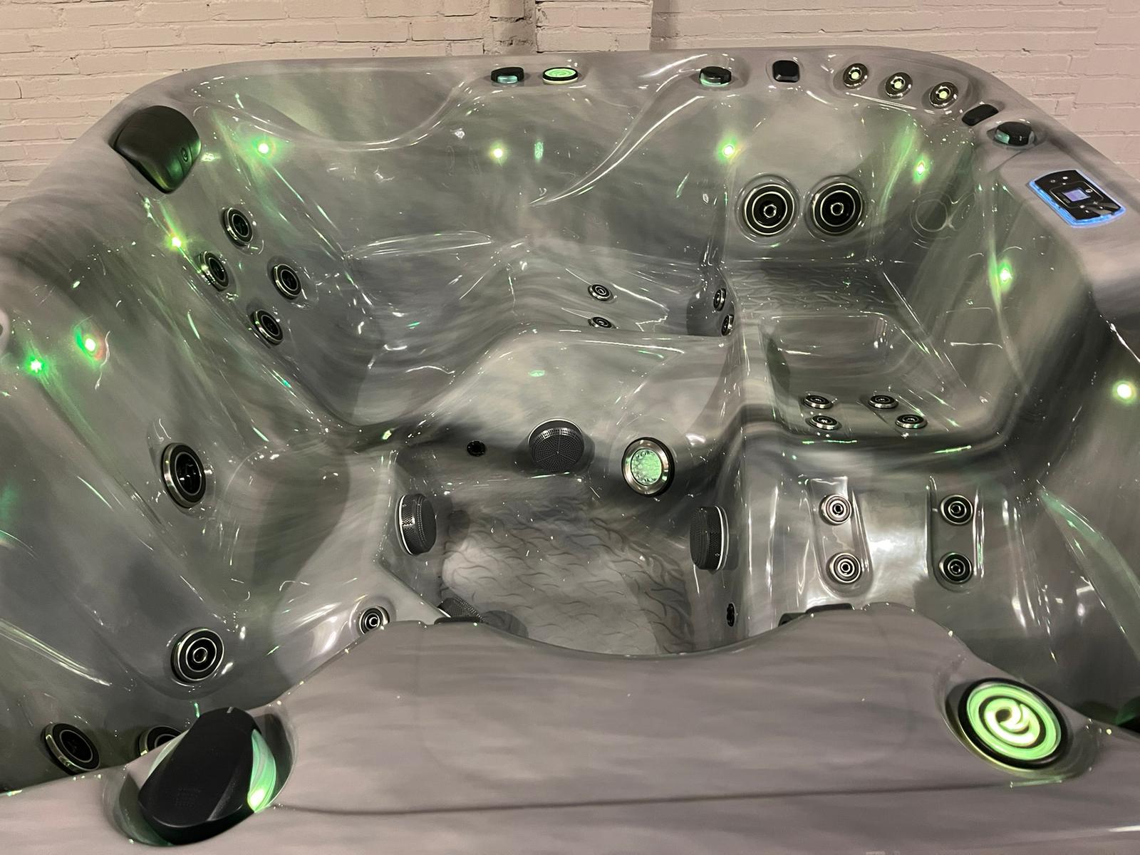 Earth Spas showroomgebouw in Venlo